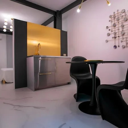 Azzoli - Apartments&skypool - Adults Only 4*