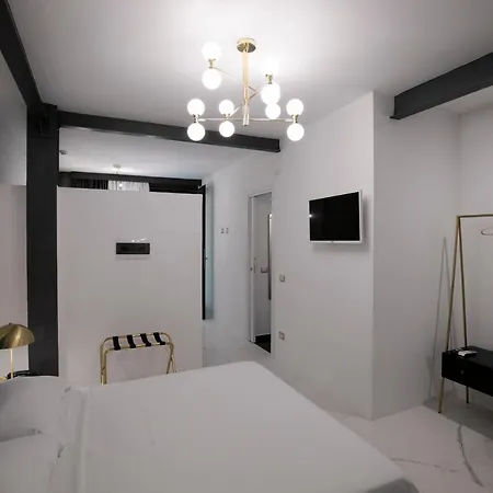 Azzoli - Apartments&skypool - Adults Only Trapani