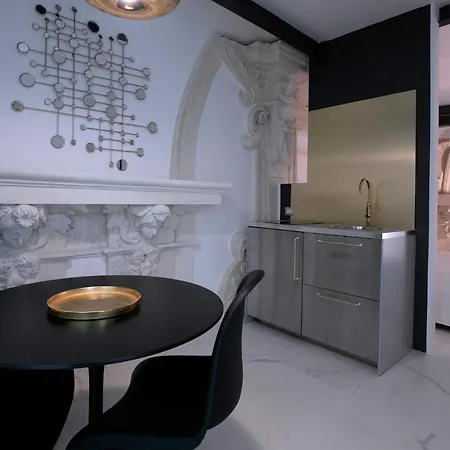 Aparthotel Azzoli - Apartments&skypool - Adults Only 4*
