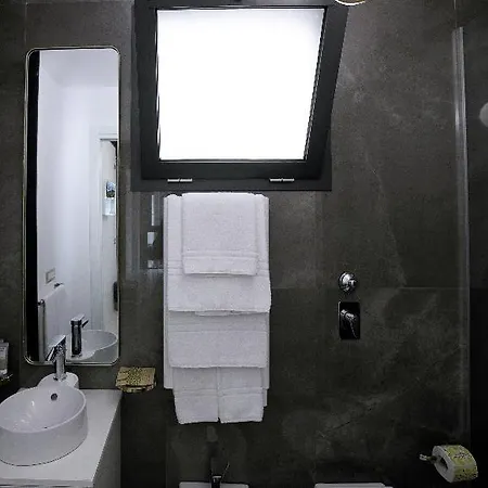 Aparthotel Azzoli - Apartments&skypool - Adults Only 4*