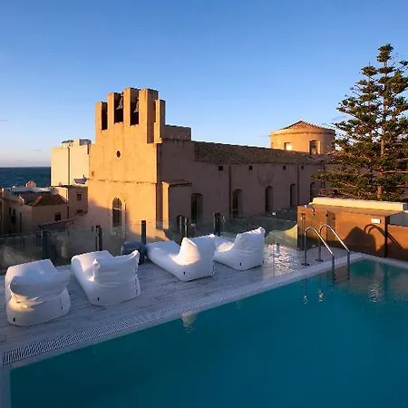 Azzoli - Apartments&skypool - Adults Only 4*