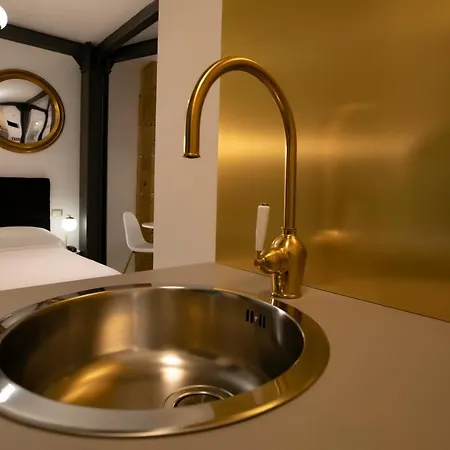 Hotel apartamentowy Azzoli - Apartments&skypool - Adults Only 4*